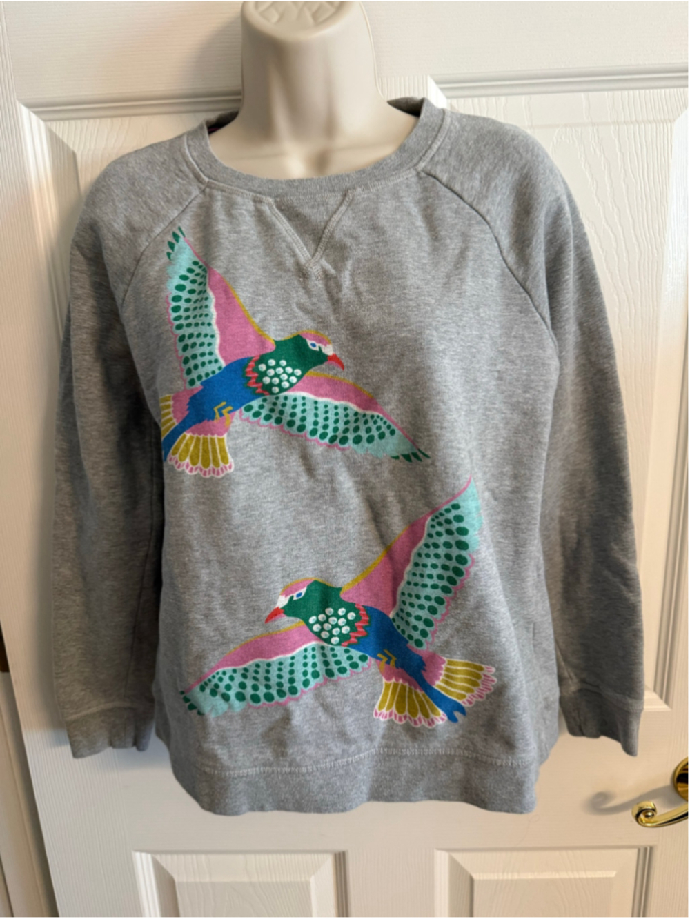 Boden Hannah Gray Flying Bird Graphic Print Sweatshirt Raglan XS EUC